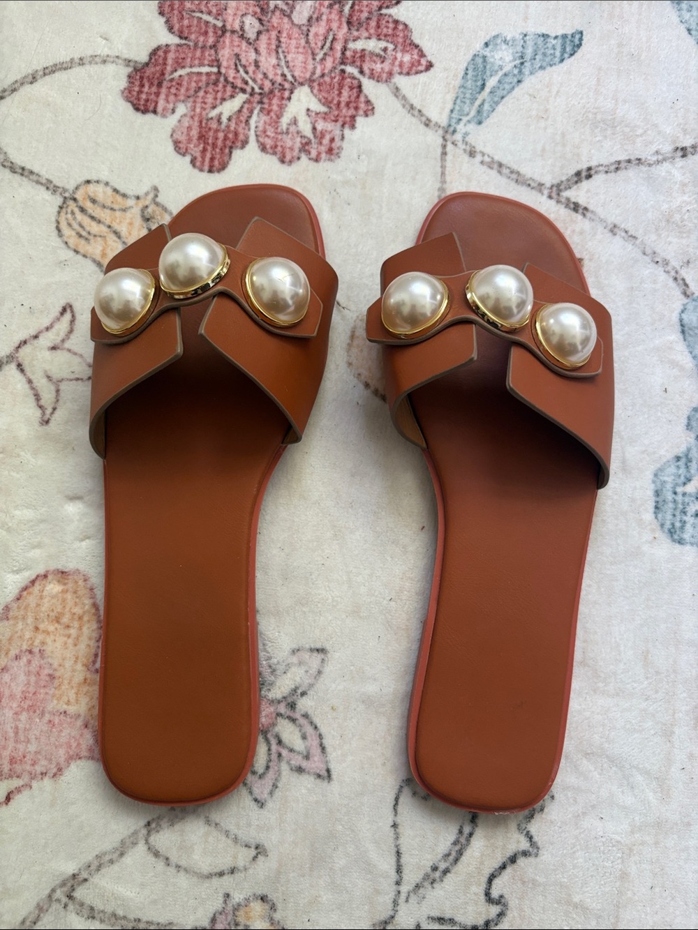 Women’s Tan Pearl-Accent Slide Sandals